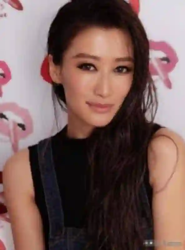 谢婷婷情史曝光，比谢贤更疯狂，七任男友一年换，未婚生女震惊全娱乐圈