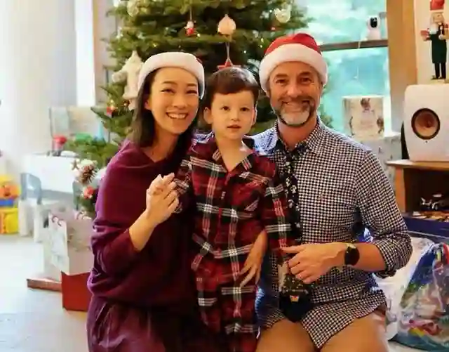 恭喜！香港知名富家千金宣布剖腹生下混血男婴，时隔三年再当妈妈