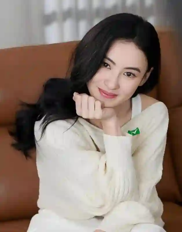 张柏芝首次承认，伤她最深不是陈冠希，是让她3年怀孕5次的男人