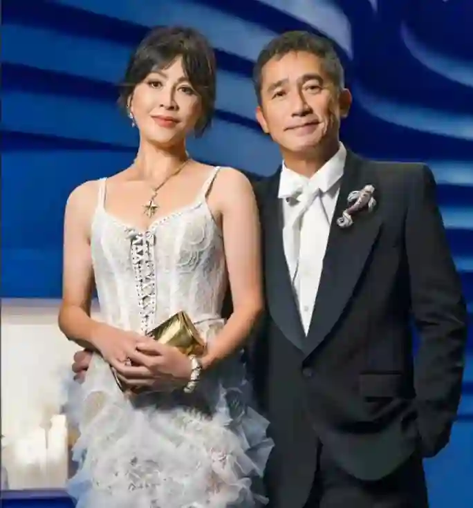 事实证明，与刘嘉玲中日分居的丁克一族梁朝伟，已走上另一条大道