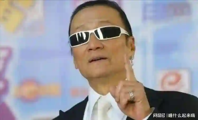从谢霆锋到孙东海，张柏芝三胎生父成悬案！6字回应终结全民猜谜