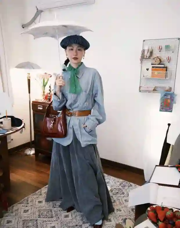 被金靖这组复古造型惊艳到！喜剧人秒变文艺女神~
