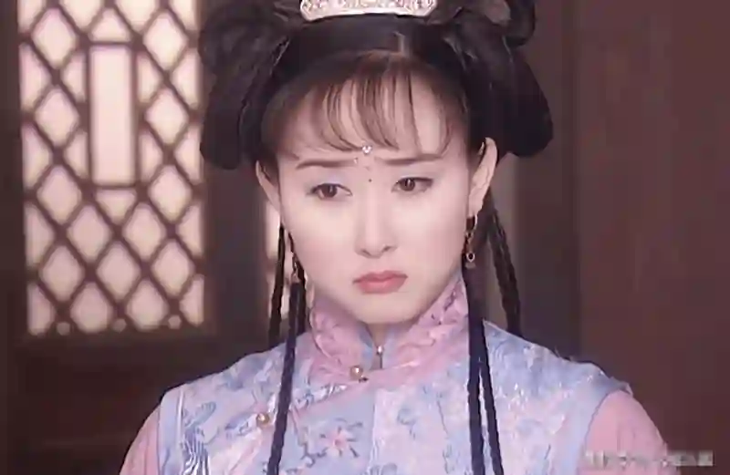 47岁胡静自嘲