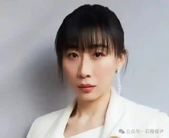 刚结婚就传出轨，离婚13年后仍单身，任素汐现状，徐峥早就看透了
