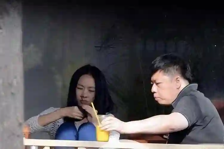 长得好不如嫁得好!被张国立打压15年的童谣,嫁大17岁男友终成影后