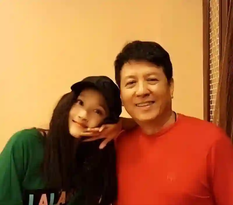 原来他们是父女，这几个娱乐圈父女给观众留下深刻印象，演技优秀