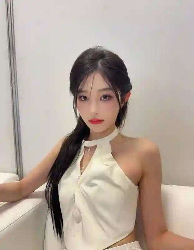 SNH48王奕自曝患严重躯体化症状，决定与丝芭传媒解约并开启法律维权战