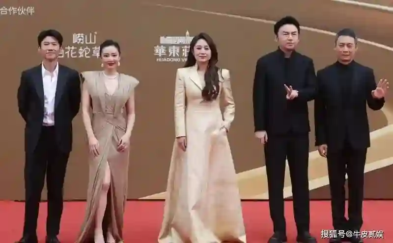 妈呀，华表奖红毯女星生图太真实，一个个像是吃了防腐剂似的