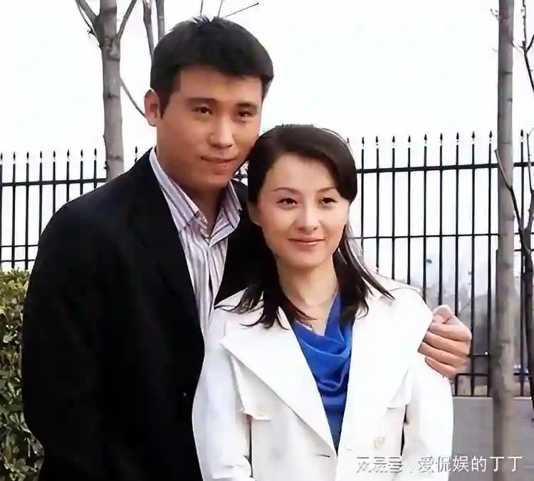 李乃文老婆未曾料到，和丈夫与陈赫聚会，身份就被扒，只因颜值高