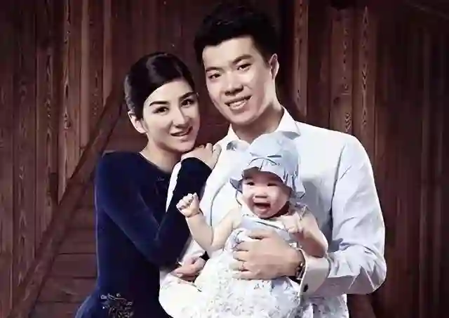 三遇渣男情路坎坷，