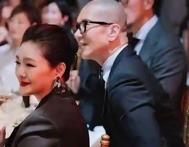 反转了？具俊晔去大S墓地被高以翔粉丝偶遇，称具俊晔也是可怜人
