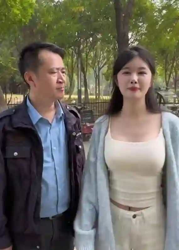 这一次，老夫配少妻的“残酷现实”，在41岁的李嘉明身上得到印证