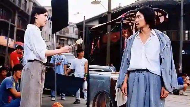 一手好牌打的稀碎，拿离婚当噱头、“背刺”星爷的黄圣依令人唏嘘