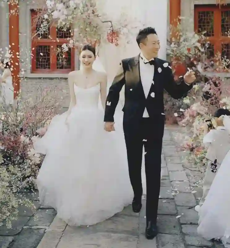 否认内涵大S，拒绝立好<em>继母</em>人设，S妈被曝近况很差