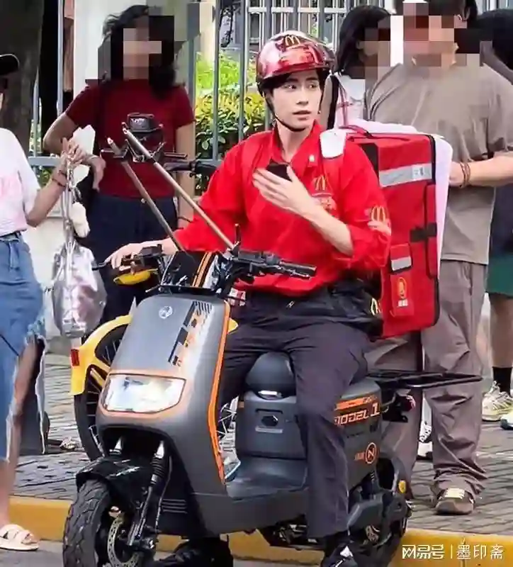 没资源、无戏可拍，靠送外卖体验生活的明星都有谁，王骁说对了