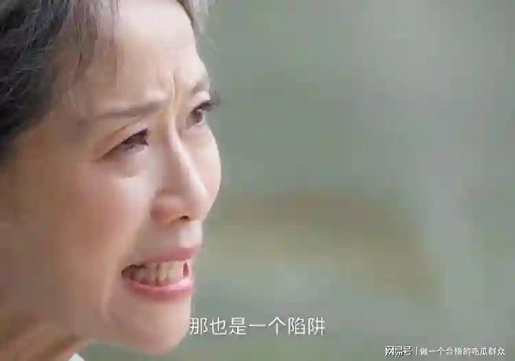 同样是荣誉满身，看到叶童的清醒，终于明白赵丽颖“翻车”的真相