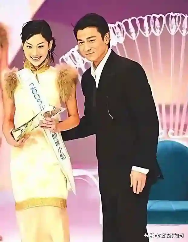 退圈6年的“最丑港姐冠军”徐子珊 因林峯演唱会又被送上了热搜