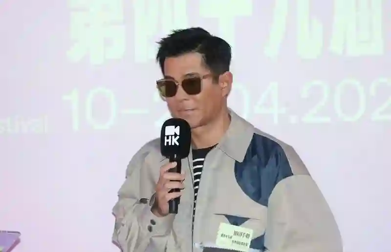 古天乐坦言患飞蚊症，右眼视网膜竟已穿孔两处需手术