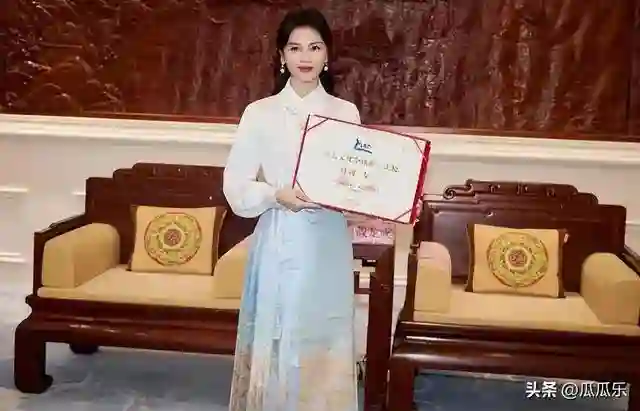 13年前演妈祖的刘涛，为何至今未脱“怪圈”还愈发“招嫌”？