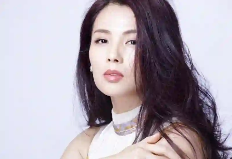 他曾与刘涛在一起4年，如今年过六旬依旧未娶，刘涛坦言很愧疚