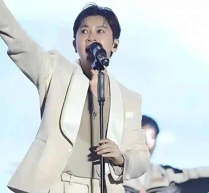 小虎队昔日三虎，容貌巨变，网友笑称“苏姨”