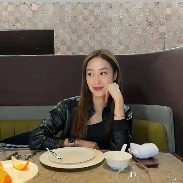 前港姐季军宣布怀孕公布宝宝性别,入行仅演过一部剧,与富二代老公定居上海生活