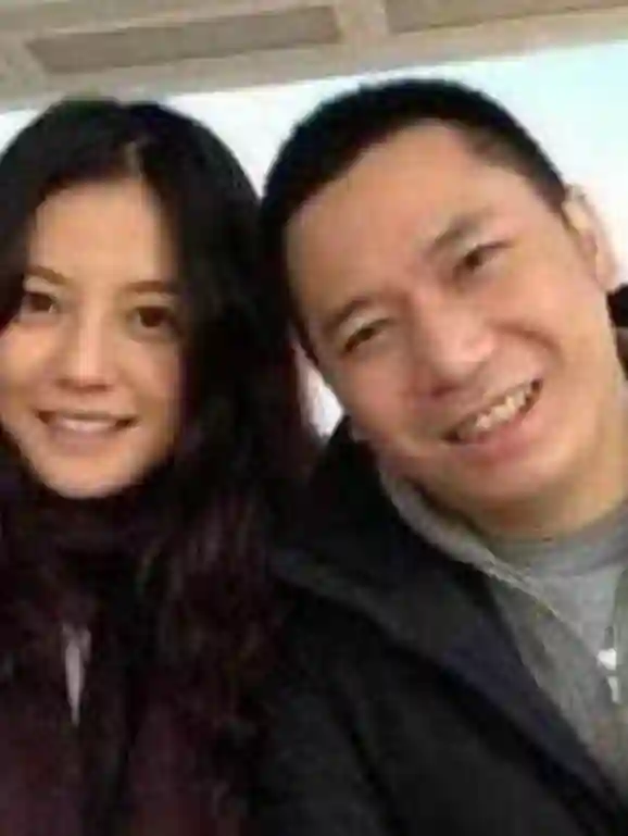 拔出萝卜带出泥！49岁赵薇近况被曝，原来圈内封杀只是冰山一角