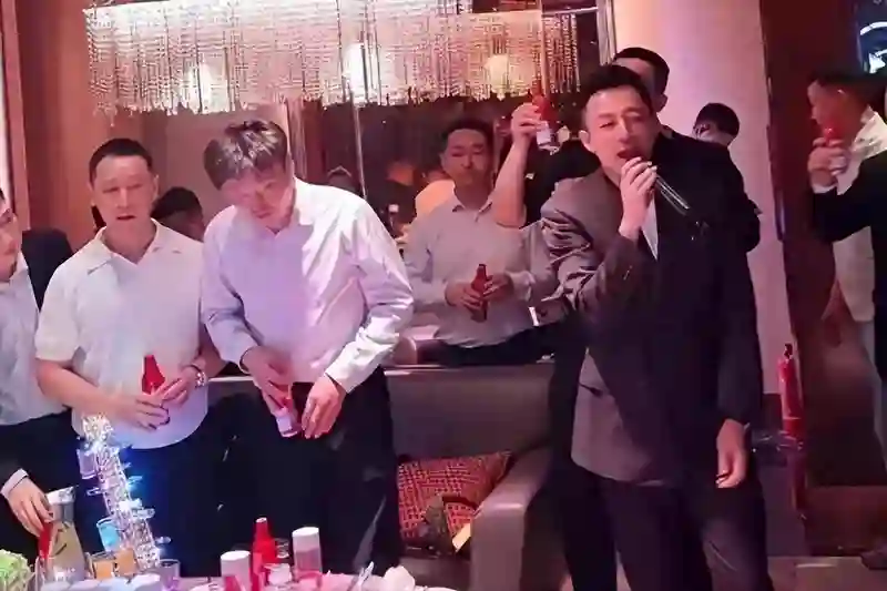 生日宴上“口吐芬芳”的汪小菲，却意外暴露了马筱梅的尴尬处境