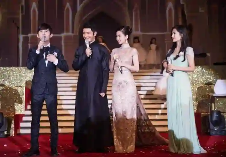 离婚3年杨颖又传绯闻，这次黄晓明的态度，没有给前妻留一丝体面