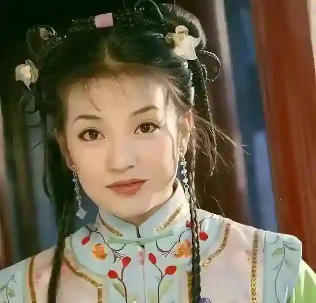 被封杀4年后，赵薇的海外资产被曝光，难怪她能走这么干脆利落！