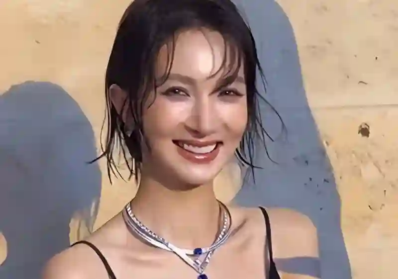 金晨颜值大变，模样引发热议，之前状态一落千丈！