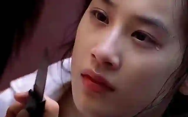 一手好牌打的稀碎，拿离婚当噱头、“背刺”星爷的黄圣依令人唏嘘