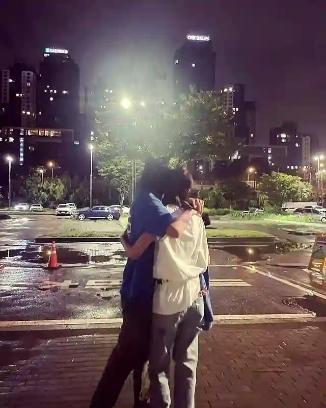 收割韩国无数男神的收视女王，倒贴下嫁小10岁外国弟弟，彻底栽了