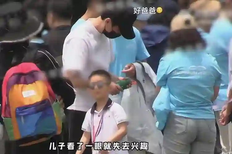 4年赚13亿，和冯绍峰离婚后的赵丽颖，为何不要儿子的抚养权？