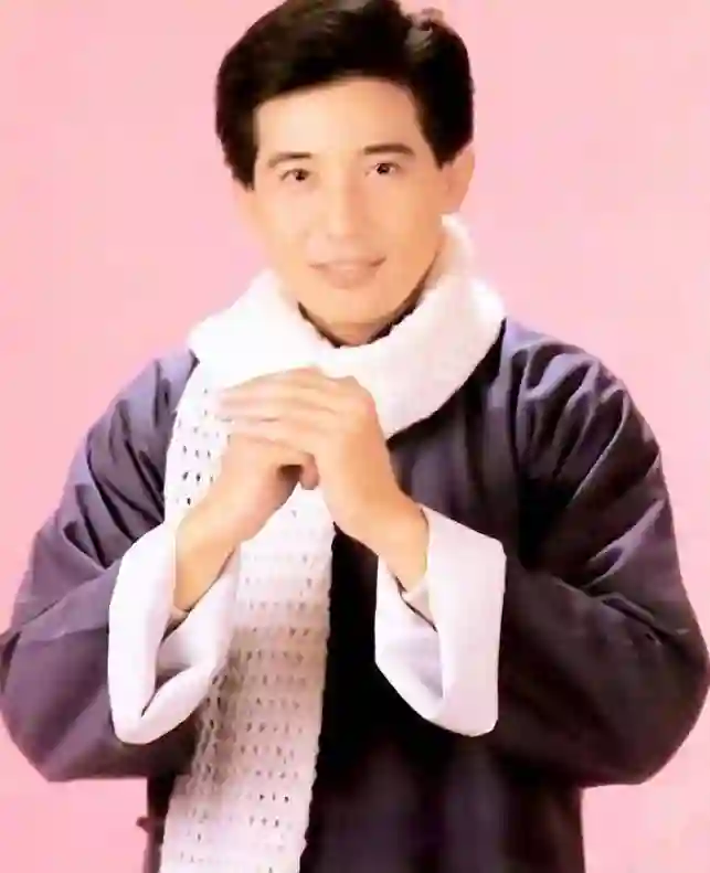 林青霞21年挚友见证她嫁人，78岁依然单身，情感故事感动人心