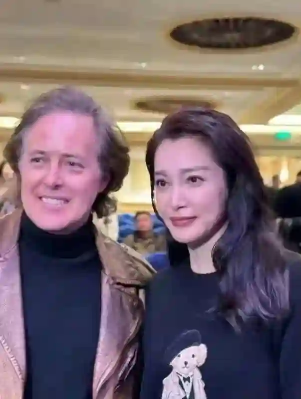 52岁李冰冰“卸妆”，医美狂潮退去？真实的美，你准备好了吗？