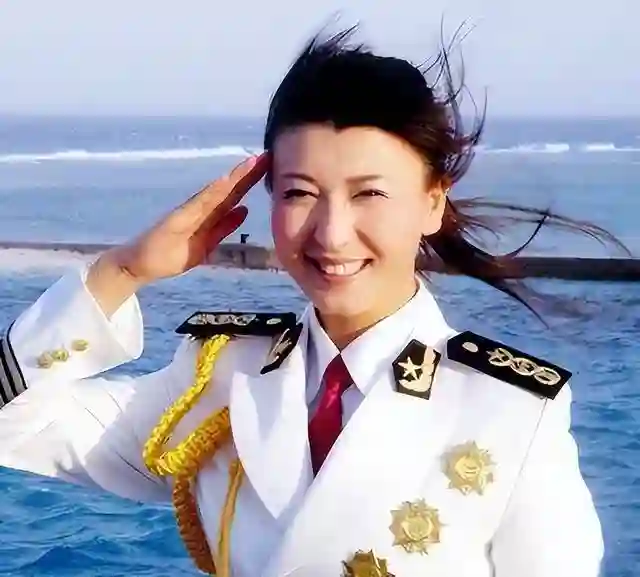 这7位发福的女星好可惜！年轻时倾国倾城，老了却胖成“土肥圆”