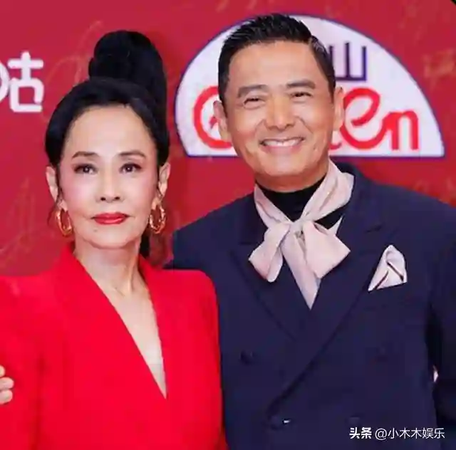 周润发姐姐被误认流浪汉！严重驼背走路艰难，拒绝求助弟弟！