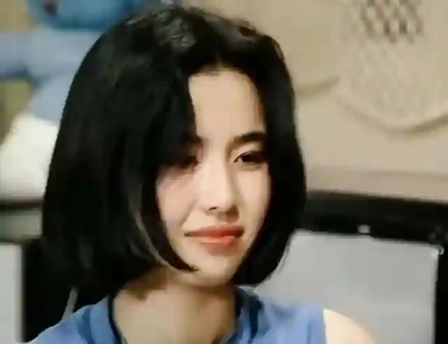 这7位发福的女星好可惜！年轻时倾国倾城，老了却胖成“土肥圆”