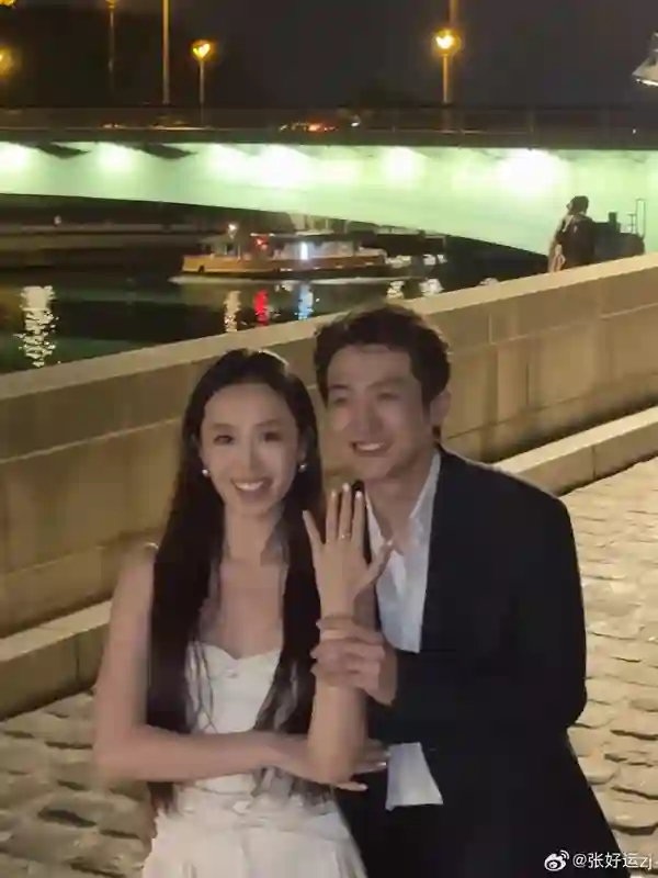 被骂了两年，他俩要结婚了？