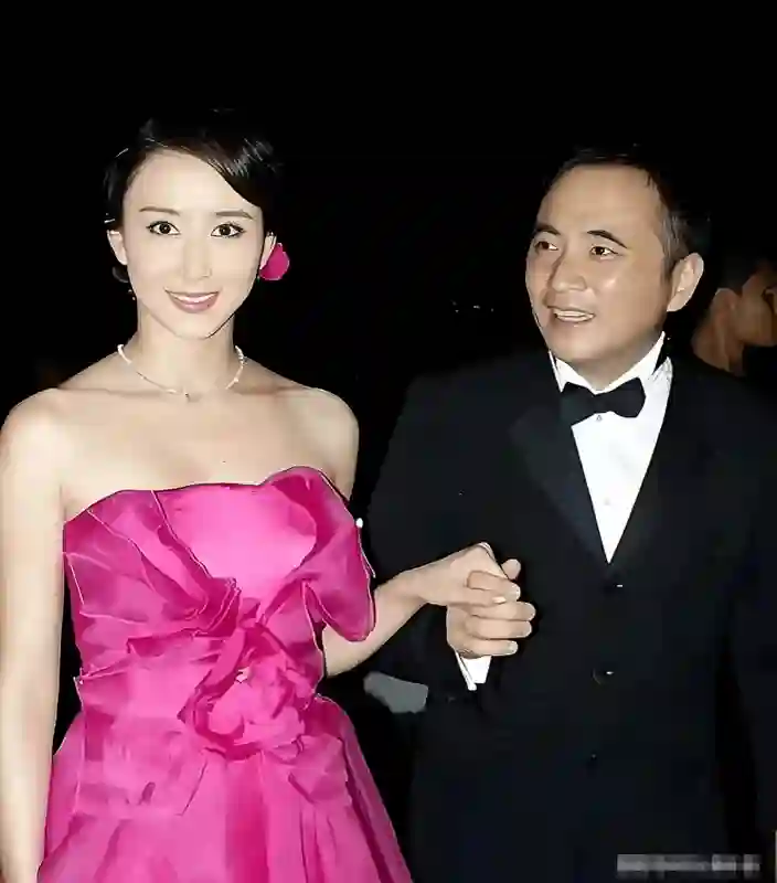 47岁胡静自嘲