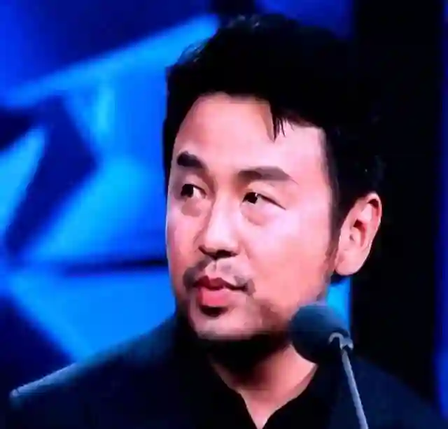 “雷佳音现象”遭抵制！官媒发声，言辞犀利没有维护，张译被牵连