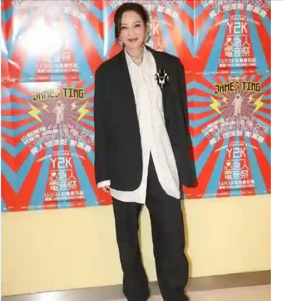 香港知名女星已准备好10岁女儿拍拖，早安排<em>靓仔</em>在身边