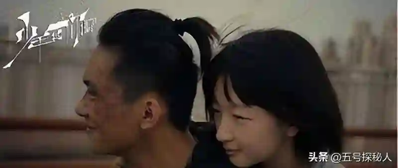 相貌平平却绯闻不断，33岁周冬雨，凭什么风生水起？