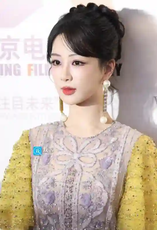 当32岁杨紫和42岁孙俪站在一起，我才彻底明白，气质远胜于美貌