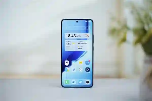 最强2K直屏手机！iQOO Neo10 Pro+图赏
