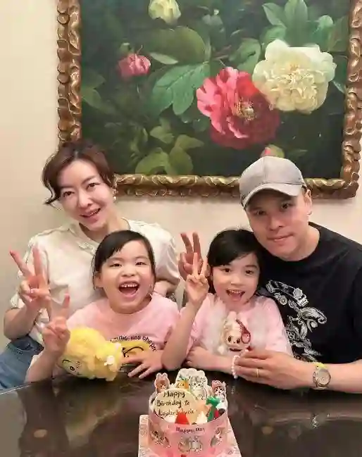 结婚8年，郭富城再度官宣喜讯！熊黛林“输”给方媛一点不冤