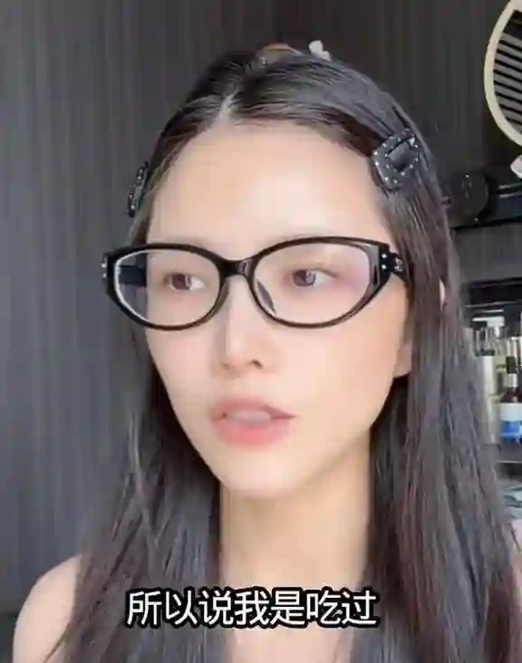 杜淳老婆回应名媛培训班传闻，称自己没那个本事，是正经大学毕业
