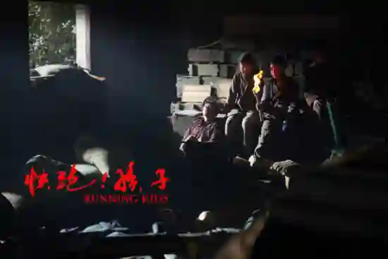 电影《快跑！孩子》2025年中国大陆上映，致敬抗战胜利80周年