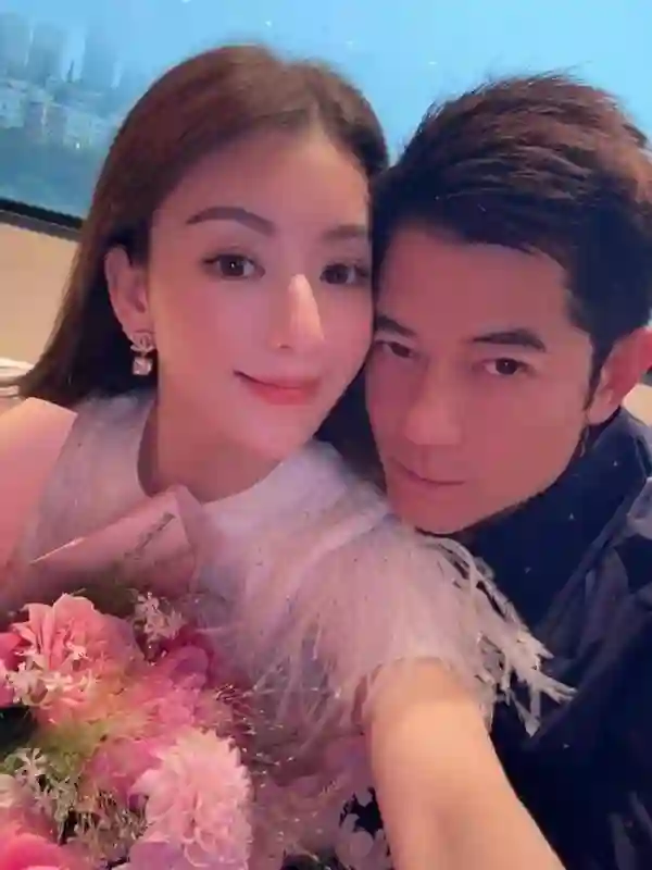 结婚8年，郭富城再度官宣喜讯！熊黛林“输”给方媛一点不冤